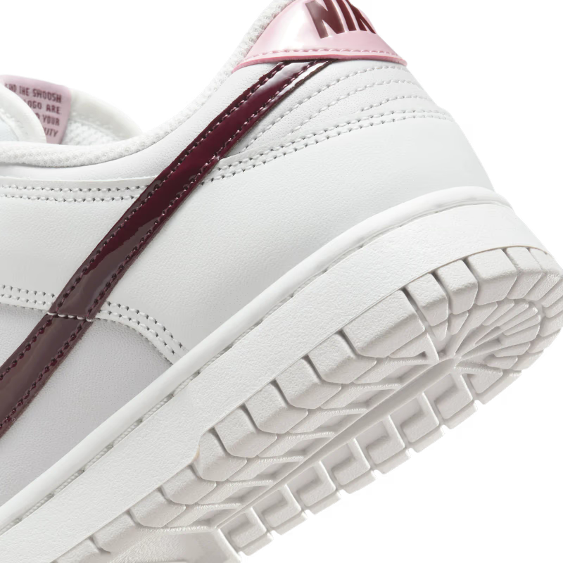 Nike Dunk Low White Plum Chalk (Women's) - vue detail 2
