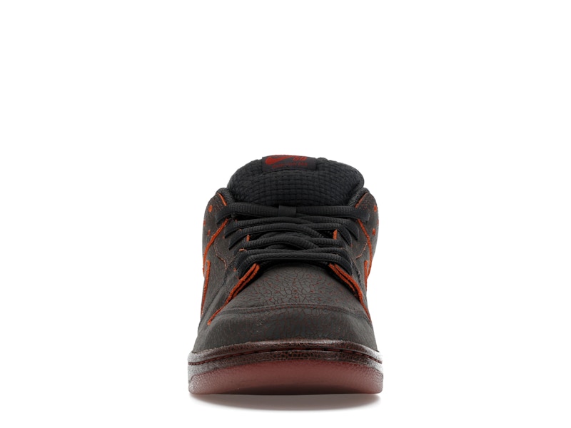 Nike Dunk SB Low Krampus