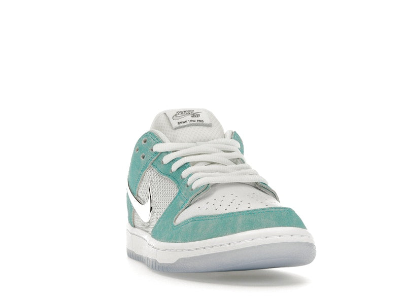 Nike SB Dunk Low April Skateboards, vista a 360 gradi 8 di 36