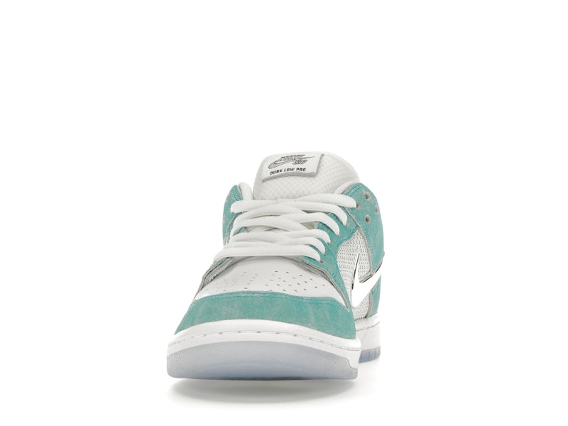 Nike SB Dunk Low April Skateboards, vista a 360 gradi 11 di 36
