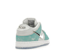Nike SB Dunk Low April Skateboards, vista a 360 gradi 30 di 36