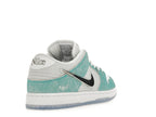 Nike SB Dunk Low April Skateboards, vista a 360 gradi 31 di 36