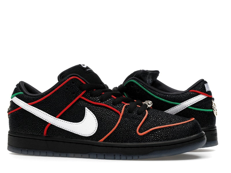 Nike SB Dunk Low Bronx Girls Skate, vista a 360 gradi 3 di 36
