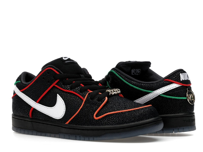 Nike SB Dunk Low Bronx Girls Skate, vista a 360 gradi 5 di 36