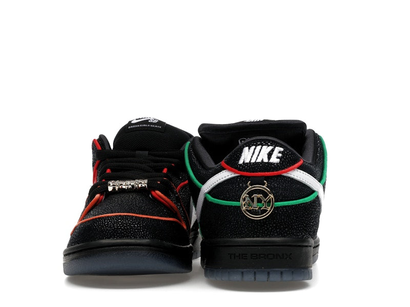Nike SB Dunk Low Bronx Girls Skate, vista a 360 gradi 11 di 36