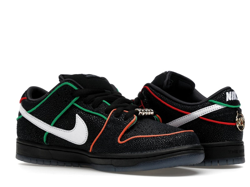 Nike SB Dunk Low Bronx Girls Skate, vista a 360 gradi 23 di 36