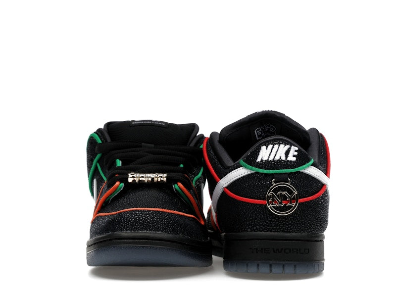 Nike SB Dunk Low Bronx Girls Skate, vista a 360 gradi 28 di 36