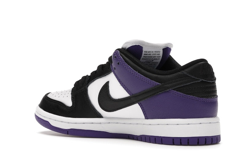 Nike SB Dunk Low Court Purple, vista a 360 gradi 23 di 36
