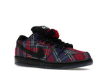 Nike SB Dunk Low Nardwuar, vista a 360 gradi 5 di 36