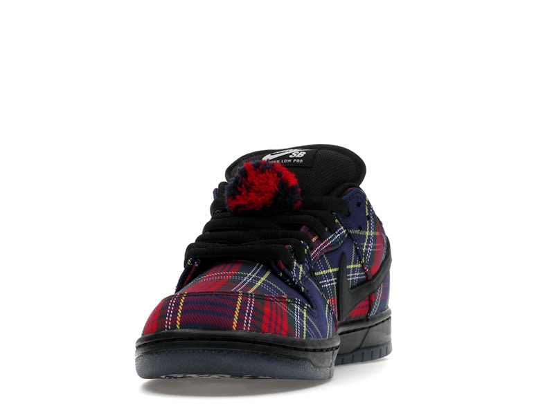 Nike SB Dunk Low Nardwuar, vista a 360 gradi 12 di 36