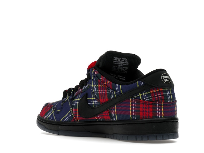 Nike SB Dunk Low Nardwuar, vista a 360 gradi 24 di 36