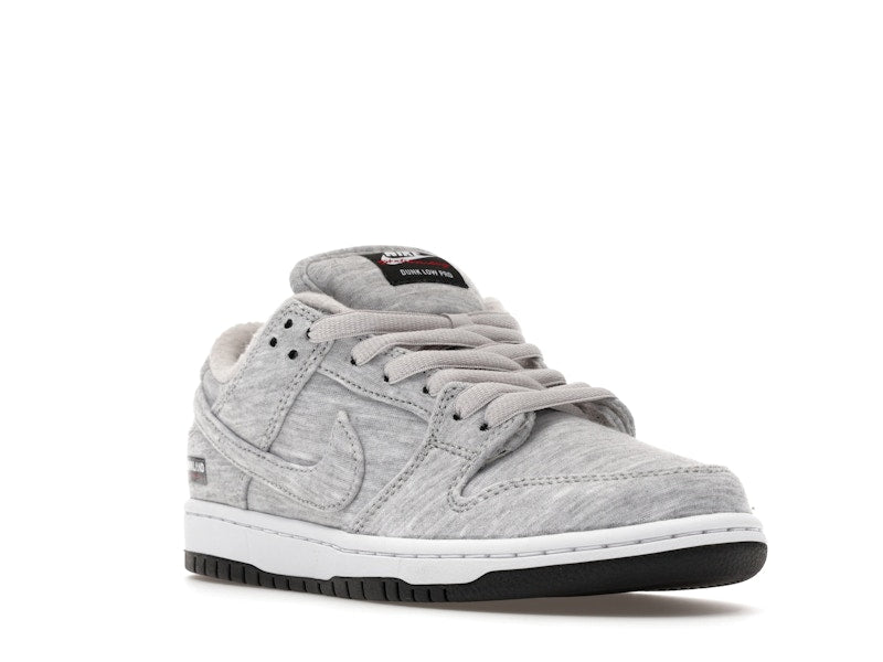 Nike SB Dunk Low Pro QS Kirkland Signature, vista a 360 gradi 6 di 36