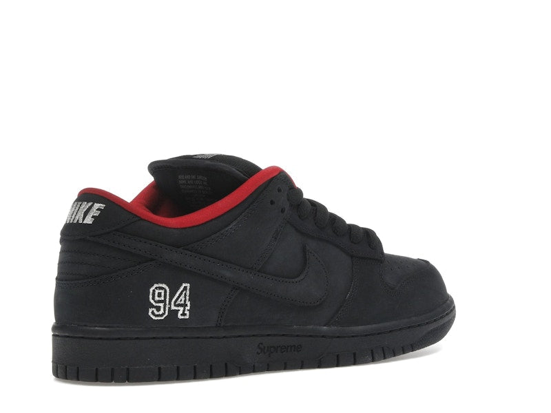 Nike SB Dunk Low Supreme 94 Black, vista a 360 gradi 33 di 36