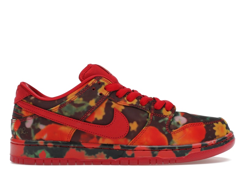 Nike SB Dunk Low The Wizard Of Oz Poppy Field, vista a 360 gradi 1 di 36