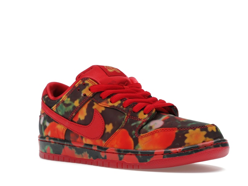 Nike SB Dunk Low The Wizard Of Oz Poppy Field, vista a 360 gradi 5 di 36