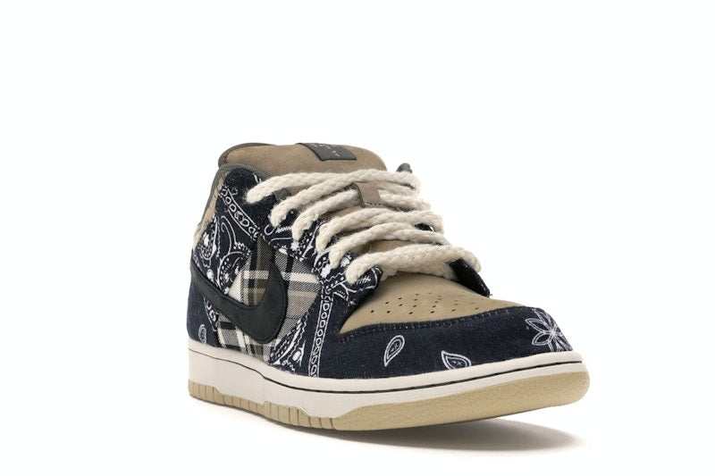 Nike SB Dunk Low Travis Scott, vista a 360 gradi 7 di 36