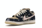 Nike SB Dunk Low Travis Scott, vista a 360 gradi 15 di 36