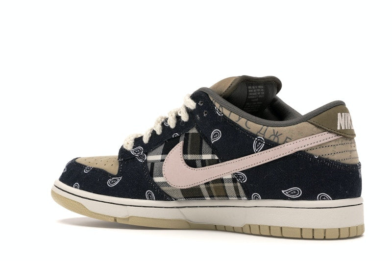 Nike SB Dunk Low Travis Scott, vista a 360 gradi 22 di 36
