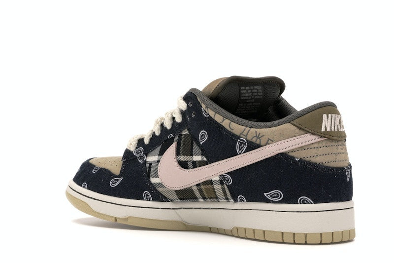 Nike SB Dunk Low Travis Scott, vista a 360 gradi 23 di 36