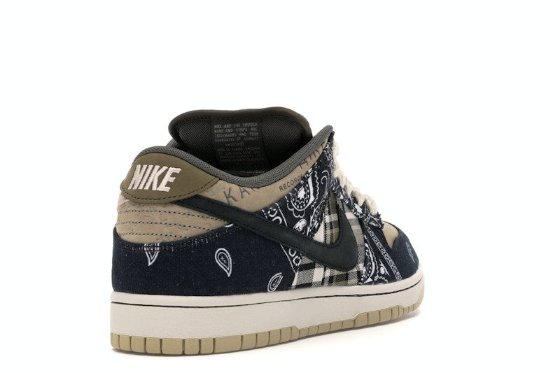 Nike SB Dunk Low Travis Scott, vista a 360 gradi 31 di 36