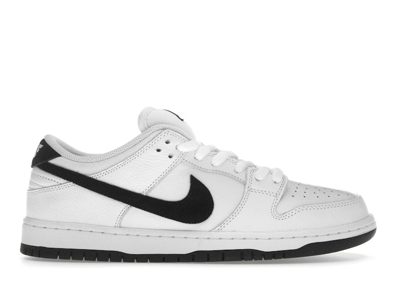 Nike SB Dunk Low White Black, vista a 360 gradi 1 di 36