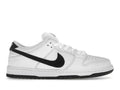 Nike SB Dunk Low White Black, vista a 360 gradi 1 di 36