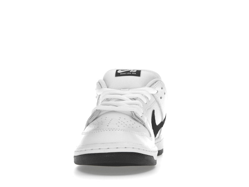 Nike SB Dunk Low White Black, vista a 360 gradi 11 di 36