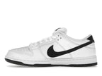 Nike SB Dunk Low White Black, vista a 360 gradi 19 di 36