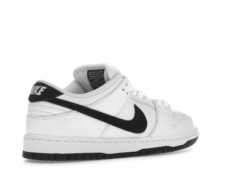 Nike SB Dunk Low White Black, vista a 360 gradi 33 di 36