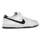 Nike SB Dunk Low White Black, vista a 360 gradi 35 di 36