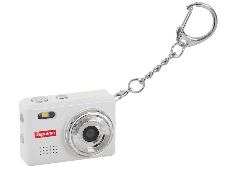 Supreme Digital Camera Keychain White - vue 3